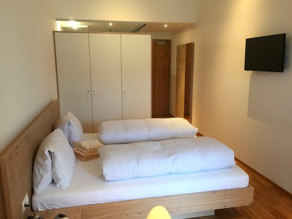 Eines der fünf neuen Zimmer im Dachgeschoß
